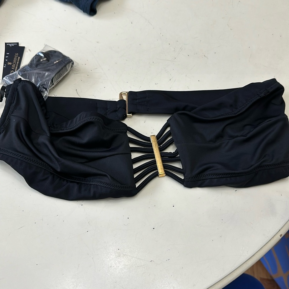 Victoria’s Secret bikini top